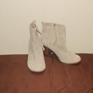 EC LADIES TOMS SUEDE LEATHER ANKLE BOOTS - TAN = 7 1/2